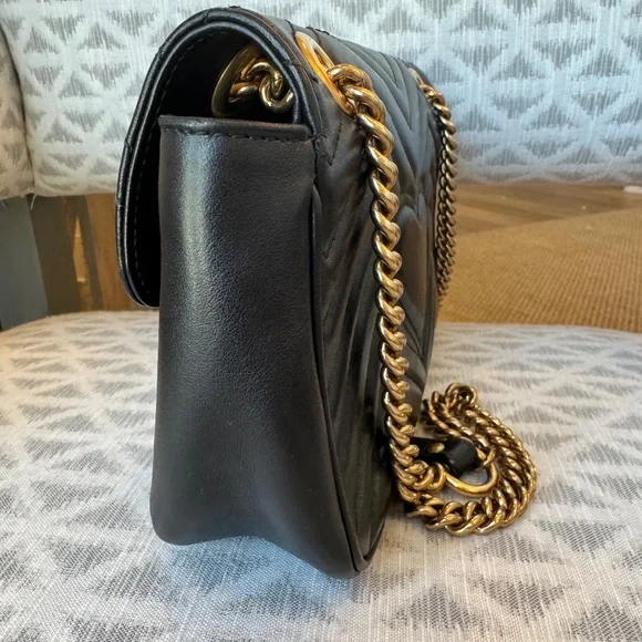 COPY - Gucci GG MARMONT SMALL SHOULDER BAG - Picture 3 of 8
